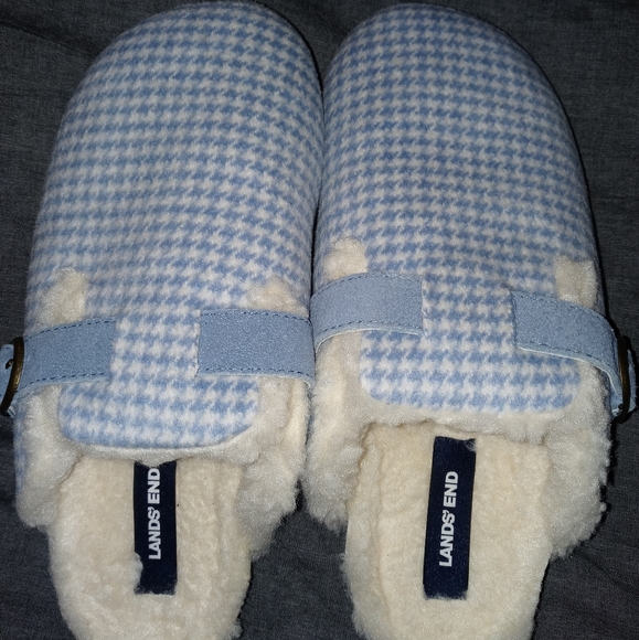 Lands' End Shoes - Land End slip on shoes